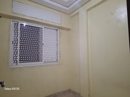 Appartement a louer au 4eme étage dans R+4 à hay essalam près service des mines el jadida .