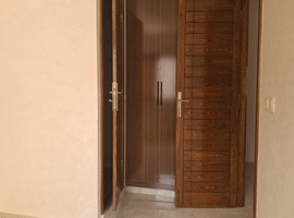 Belle appartement a vendre  au 2eme étage escalier privatif à sidi moussa el jadida