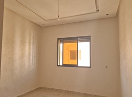 Belle appartement a vendre  au 2eme étage escalier privatif à sidi moussa el jadida