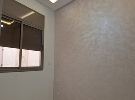 Appartement a vendre au 1er étage escalier privatif à hay essalam el jadida.