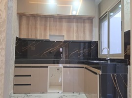 Appartement a vendre de 100 m2 escalier privatif étage courant près Marjane el jadida.