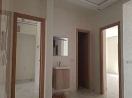 Niveau de villa a vendre de 134 m2 a al bousstane el jadida ,endroit calme et sécurisée.