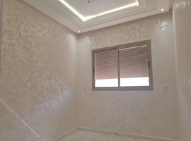 Appartement a vendre dans R+2 au 2 ème étage a hay essalam el jadida. 