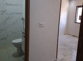 Appartement a vendre escalier privatif, de 116 m2 a el jadida. 