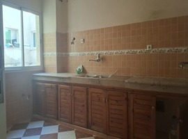 Appartement a louer  de 120 m2 dans R+4 a hay essalam el jadida .