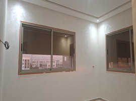 شقة للبيع خلف مقهى شيماء بمدينة الجديدة 