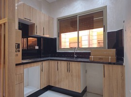 Appartement a vendre dans R +2 escalier privatif,a el jadida.