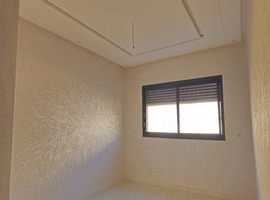 Appartement a vendre au 2eme étage escalier privatif, de 95m2 a malk chikh el jadida