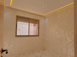 Appartement a vendre dans R+2 au 2eme étage, de 130 m2 escalier privatif a hay essalam el jadida.