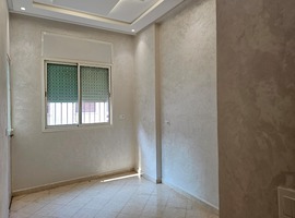 Appartement a vendre dans  R+2 au 1er étage ,deuxième main a hay essalam Hiba el jadida.