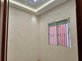 Appartement a vendre dans  R+2 au 1er étage ,deuxième main a hay essalam Hiba el jadida.