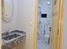 Appartement a vendre dans R+3 ,de 110 m2 avec ascenseur, a el jadida. 