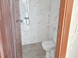 شقة سفلية للبيع قرب مرجان الجديدة .