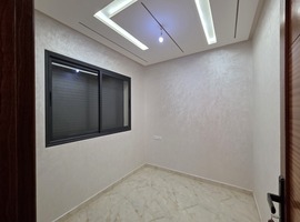 شقق للبيع بمنزل ذو طابقين و دروج مستقلين بمدينة الجديدة ملك الشيخ. 