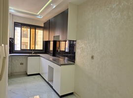 Appartement a vendre  dans R+4 au 3éme étage de 67 m2 a el jadida.