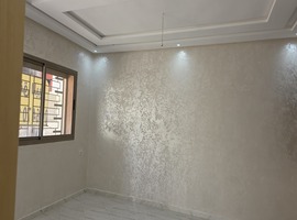 Appartement a vendre RDC dans R+2 a al bousstane el jadida.