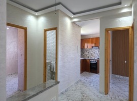 Appartement a vendre au 2ème étage escalier privatif a al bousstane el jadida.