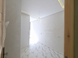 Appartement a vendre de 82 m2 étage courant près al bousstane el jadida.