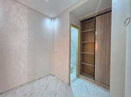 شقة سفلية واجهتين للبيع بالبستان الثمن 54 مليون قابلة للنقاش