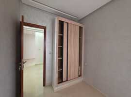 شقق للبيع في أرقى أحياء مدينة  الجديدة بمساحة 93 متر .  