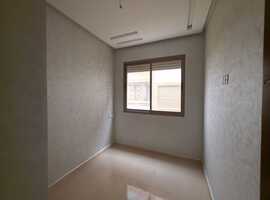 شقق للبيع في أرقى أحياء مدينة  الجديدة بمساحة 93 متر .  