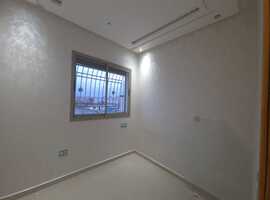 Appartement a vendre dans une immeuble en 4ème étage de deux façades a el jadida.