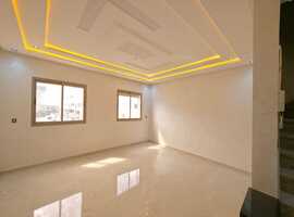 Niveau de villa a vendre près al bousstane el jadida. 