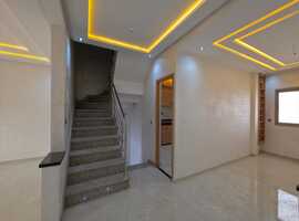 Niveau de villa a vendre près al bousstane el jadida. 