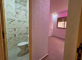 Appartement a vendre de 89 m2 au 1er étage près al bousstane el jadida. 