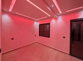 Duplex villa a vendre de 325 m2 ,1er étage avec la cave et jardin a el jadida.