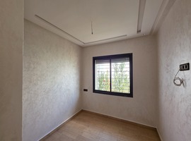 Duplex villa a vendre de 325 m2 ,1er étage avec la cave et jardin a el jadida.