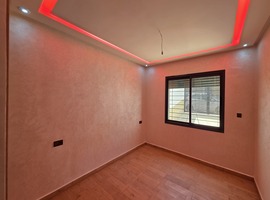 Duplex villa a vendre de 325 m2 ,1er étage avec la cave et jardin a el jadida.